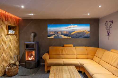 Erstes Licht an der Birkkarspitze im Karwendelgebirge - Sich beeindrucken lassen II - Größe ca. 180x60cm, Seitenverhältnis 3:1 - Bergsteiger im Karwendel - weitere Infos unter https://www.kriner-weiermann.de