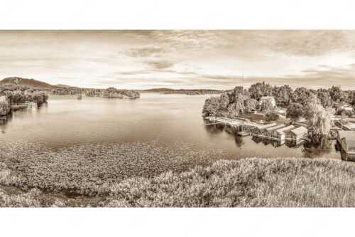 Blick über den Staffelsee bei Seehausen - Sicherer Hafen - Seitenverhältnis 2:1 - Seehausen am Staffelsee - weitere Infos unter https://www.kriner-weiermann.de