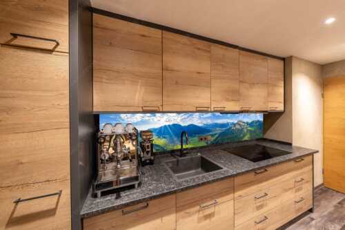 Blick über das Loisachtal und Garmisch-Partenkirchen ins Wettersteingebirge - sLoisachtal - Größe ca. 270x54cm, Seitenverhältnis 5:1 - Farchant Burgrain und Garmisch-Partenkirchen - weitere Infos unter https://www.kriner-weiermann.de