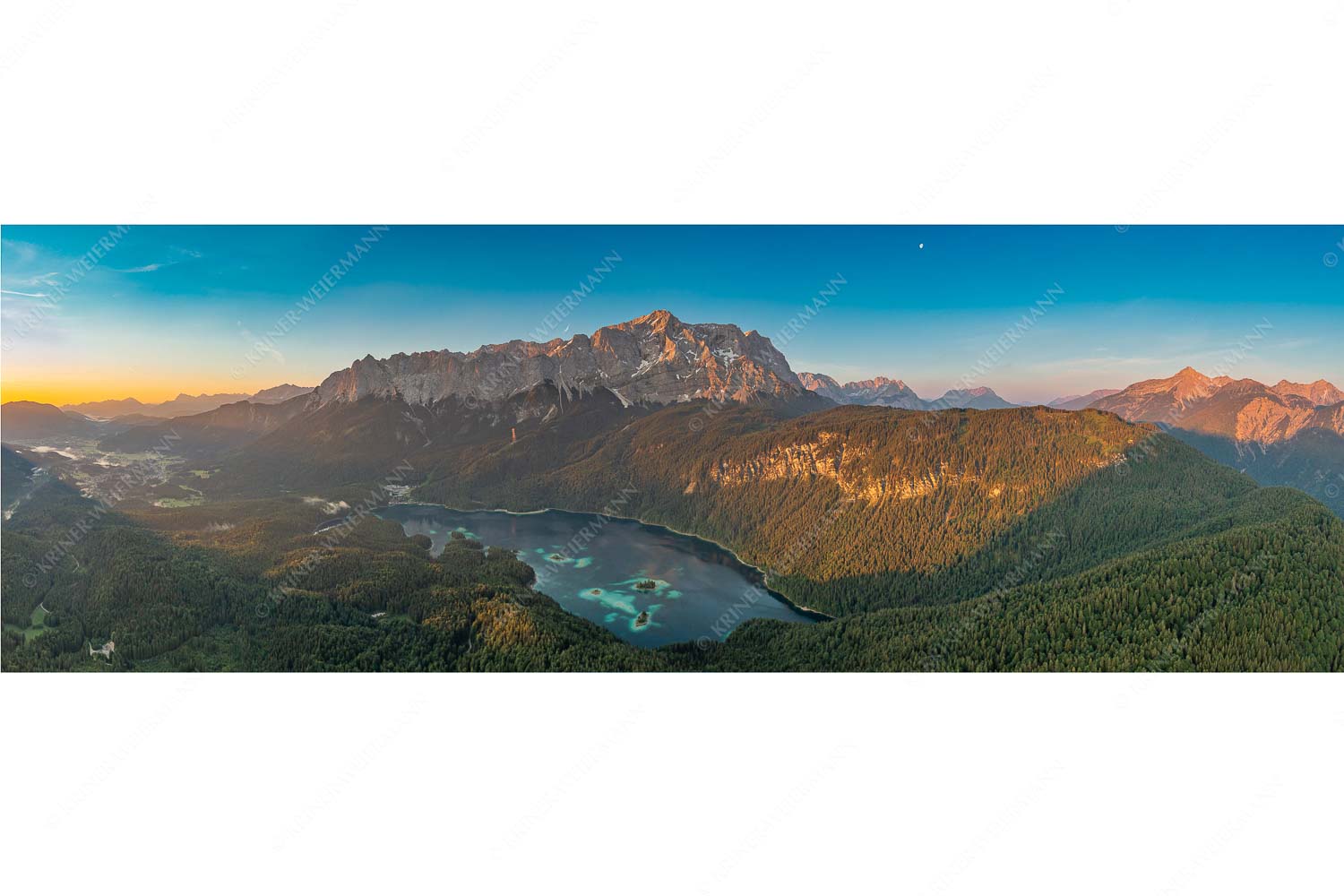 Smaragd – Seitenverhältnis 3:1 — Eibsee mit Zugspitze und Grainau Blick über Eibsee zur Zugspitze
