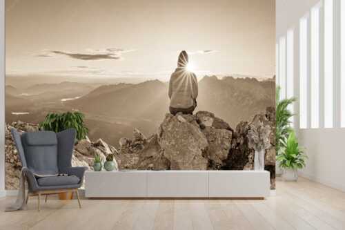 Blick übers Obere Isartal in den Sonnenaufgang - Sonnenanbeterin - Größe ca. 300x200cm, Seitenverhältnis 3:2 - Bergsteigerin auf Wettersteinspitze - weitere Infos unter https://www.kriner-weiermann.de