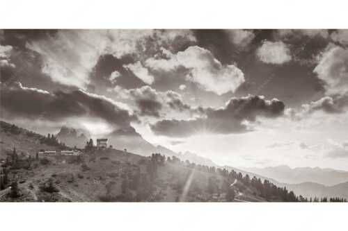 Am Abend scheint die Sonne noch warm und in herrlichem Licht an das Schachenschloss - Sonnenkönig - Seitenverhältnis 2:1 - Sonnenuntergang am Schachen - weitere Infos unter https://www.kriner-weiermann.de