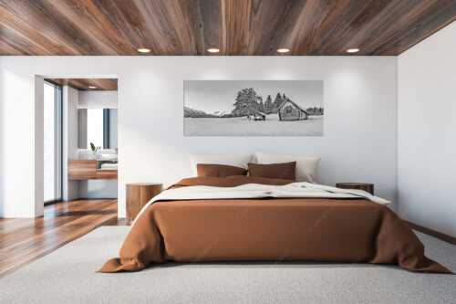 Adventliche Stimmung an Wiesmahdhütterl mit Blick auf Zugspitzmassiv - Staade Zeit II - Größe ca. 200x80cm, Seitenverhältnis 2,5:1 - Christbaum an Hütte mit Wetterstein - weitere Infos unter https://www.kriner-weiermann.de