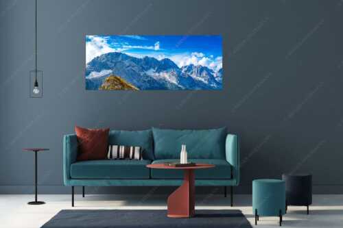 Blick vom Feldernjoch im Wetterstein auf die Mieminger Kette - Standpunkt - Größe ca. 175x70cm, Seitenverhältnis 2,5:1 - Wanderer am Feldernjoch - weitere Infos unter https://www.kriner-weiermann.de