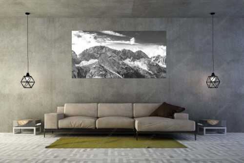 Blick vom Feldernjoch im Wetterstein auf die Mieminger Kette - Standpunkt - Größe ca. 200x100cm, Seitenverhältnis 2:1 - Wanderer am Feldernjoch - weitere Infos unter https://www.kriner-weiermann.de