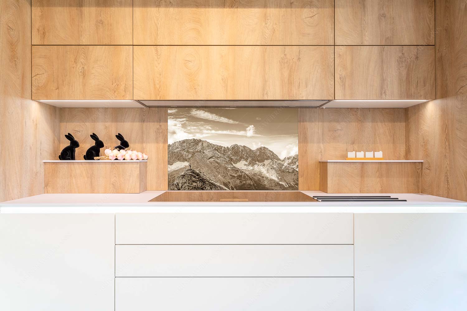 Standpunkt – Größe ca. 90x60cm, Seitenverhältnis 3:2 — Wanderer am Feldernjoch Blick vom Feldernjoch im Wetterstein auf die Mieminger Kette - Standpunkt - Größe ca. 90x60cm, Seitenverhältnis 3:2 - Wanderer am Feldernjoch - weitere Infos unter https://www.kriner-weiermann.de
