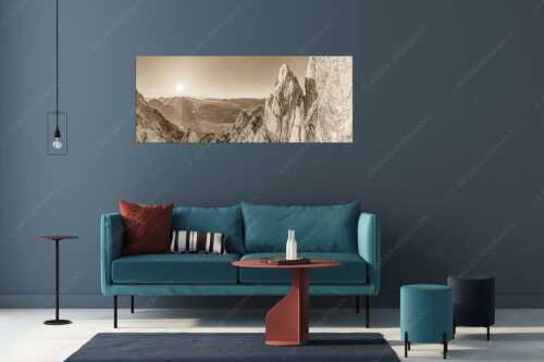Klettern im Karwendel hoch über dem Oberen Isartal und Mittenwald - Steiler Zahn - Größe ca. 175x70cm, Seitenverhältnis 2,5:1 - Klettern im Karwendel - weitere Infos unter https://www.kriner-weiermann.de