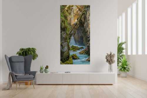Die Partnachklamm an einem unzugäglichen Teil in ihrer ganzen Schönheit - Steter Tropfen - Größe ca. 90x180cm, Seitenverhältnis 1:2 - Die Partnachklamm - weitere Infos unter https://www.kriner-weiermann.de