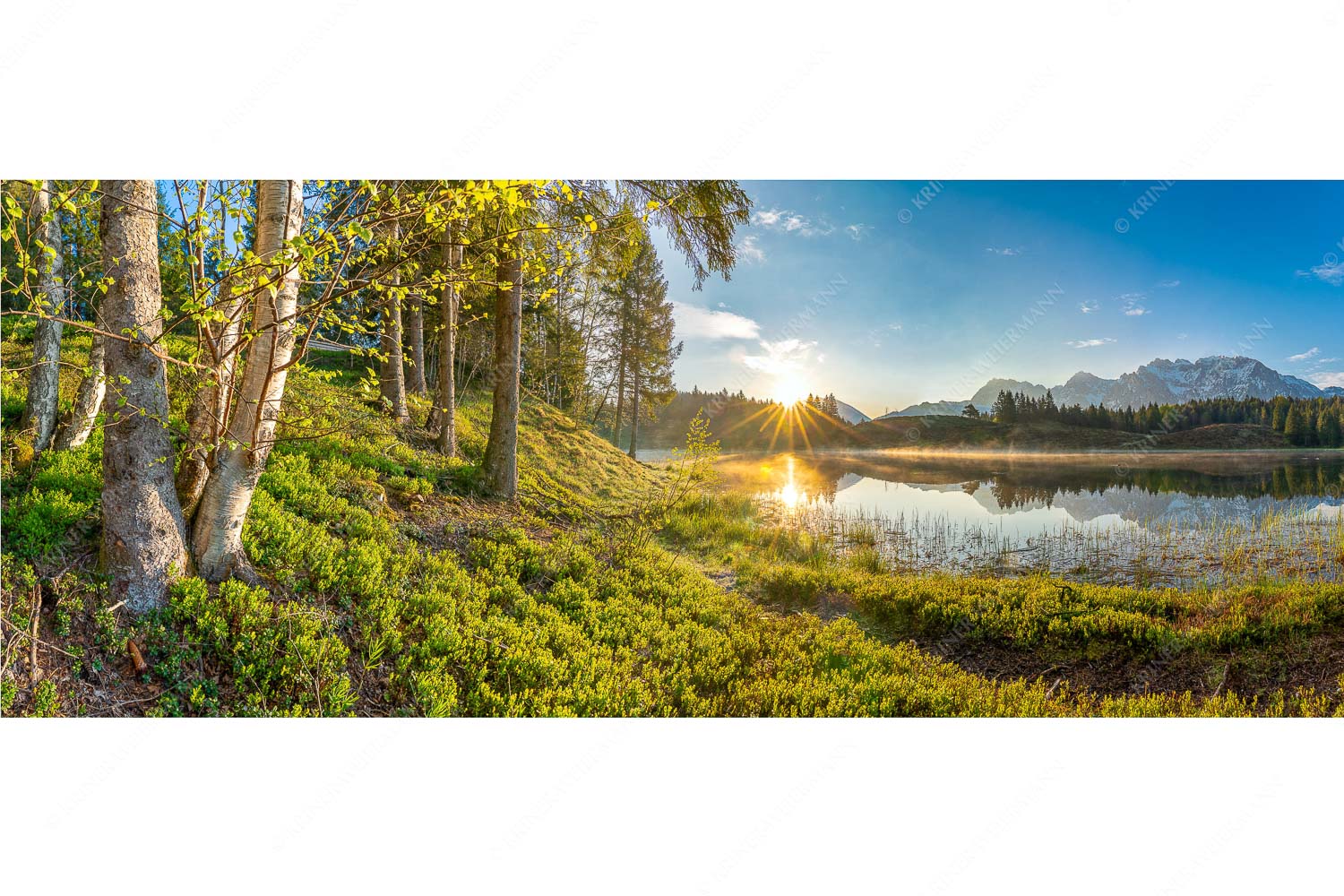 Blick über den Wildensee zum Sonnenaufgang am Soierngebirge und Karwendel - Stiller Morgen - Seitenverhältnis 2,5:1 - Wildensee und Karwendel - weitere Infos unter https://www.kriner-weiermann.de