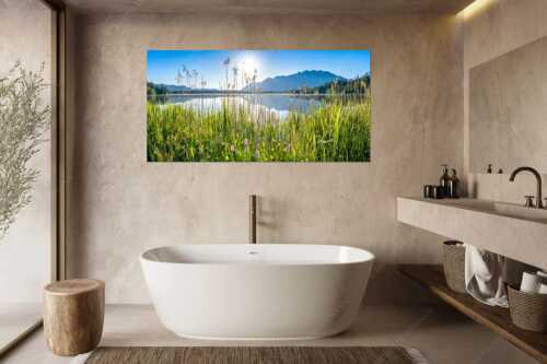 Blick übern Barmsee zum Soierngebirge - Strahlkraft - Größe ca. 180x90cm, Seitenverhältnis 2:1 - Barmseeufer mit Soierngebirge - weitere Infos unter https://www.kriner-weiermann.de