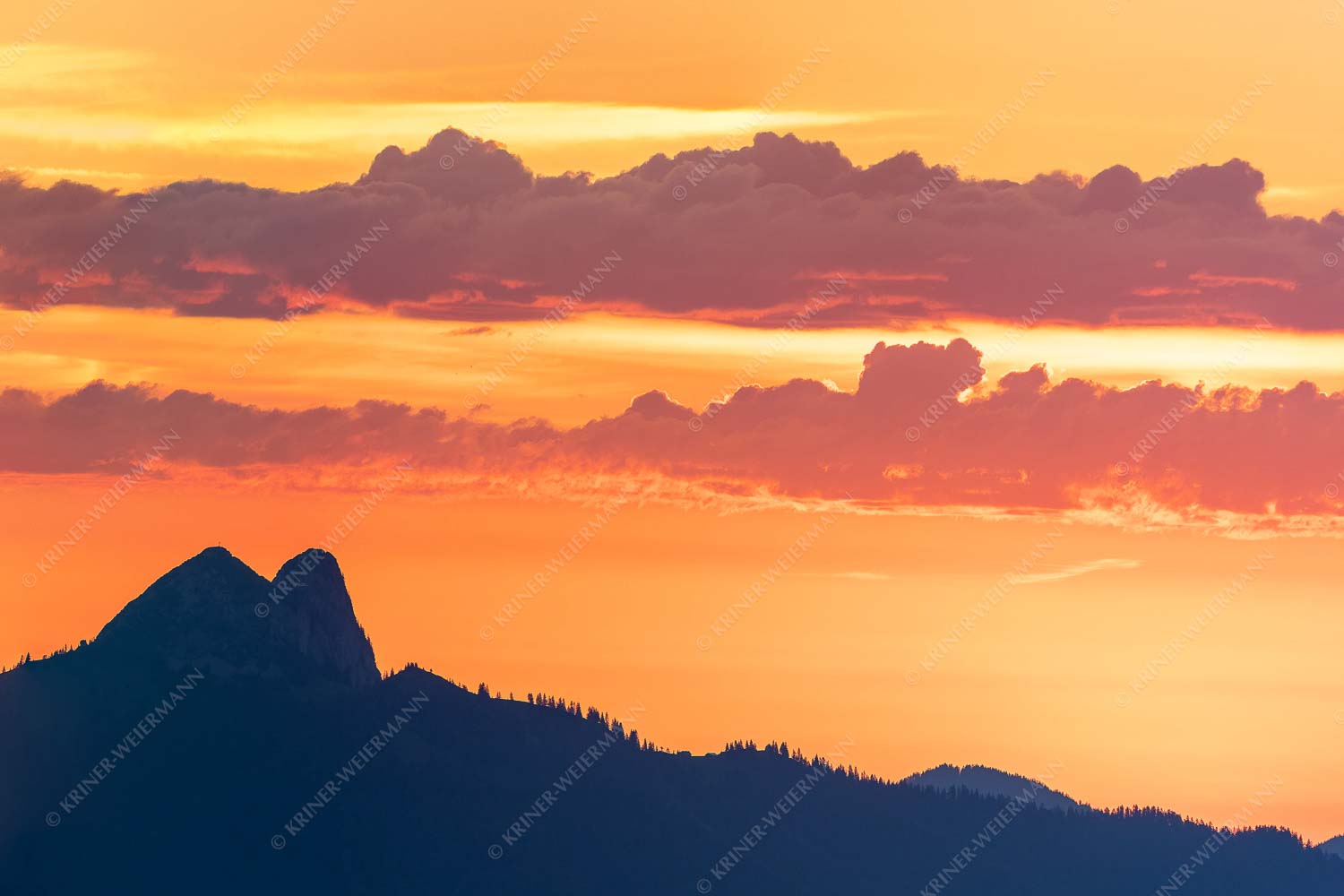 Tagesanbruch II – Seitenverhältnis 3:2 — Rossstein – Buchstein Blick aus dem Karwendel zum Sonnenaufgang am Roß- und Buchstein