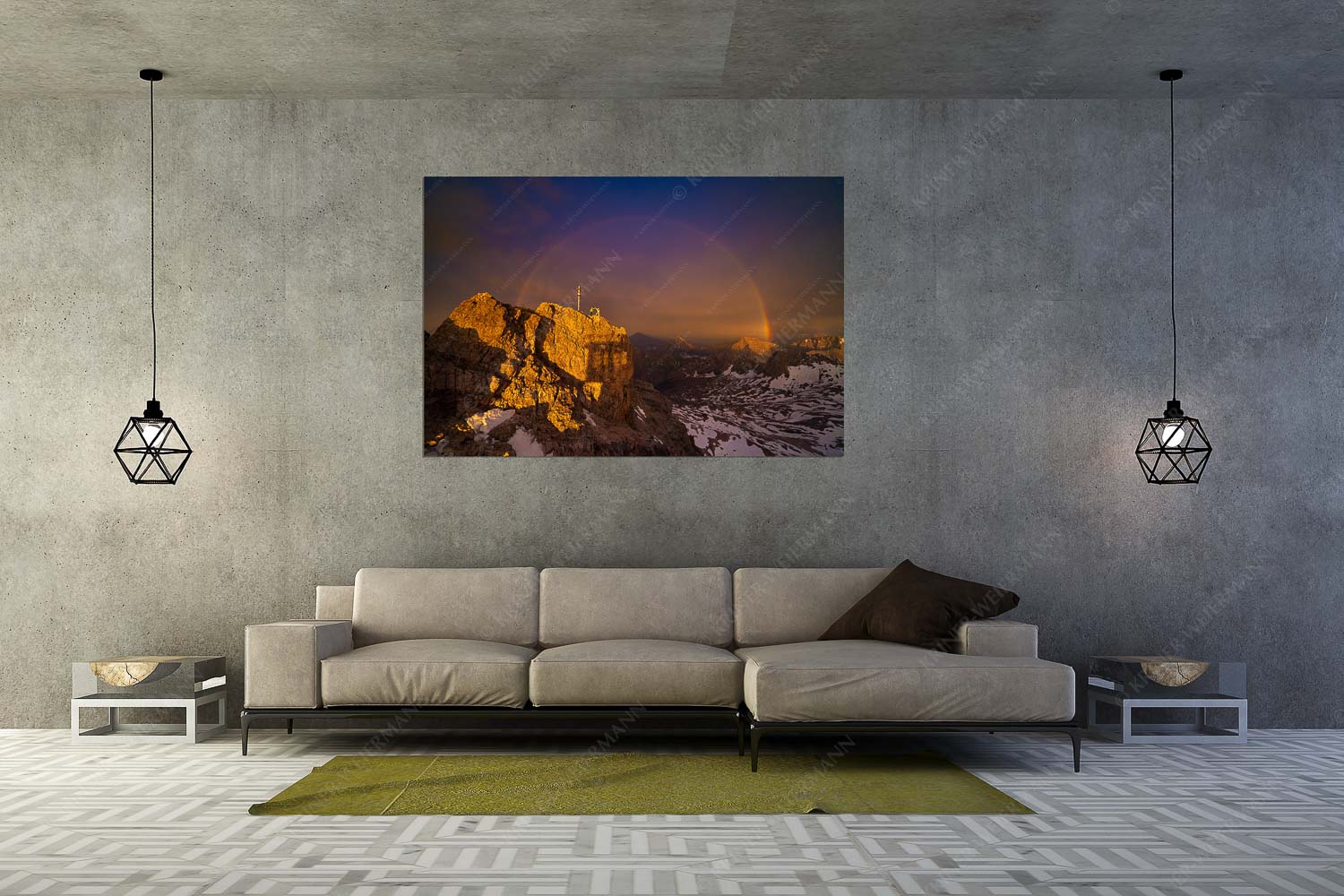Nach einem Gewitter die letzten Sonnenstrahlen auf dem Zugspitzgipfel genießen - Top of Germany - Größe ca. 180x120cm, Seitenverhältnis 3:2 - Regenbogen über Zugspitze - weitere Infos unter https://www.kriner-weiermann.de