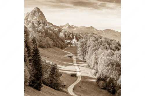 Kirche St. Anna in Wamberg mit Großem Waxenstein und Daniel im Hintergrund - Tradition und Moderne III - Seitenverhältnis 1:1 - Wamberg und Waxenstein - weitere Infos unter https://www.kriner-weiermann.de