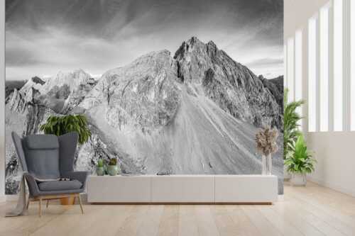 Meilerhütte und Partenkirchner Dreitorspitze im letzten Tageslicht im Wettersteingebirge - Trutzburg - Größe ca. 300x200cm, Seitenverhältnis 3:2 - Meilerhütte im Wetterstein - weitere Infos unter https://www.kriner-weiermann.de