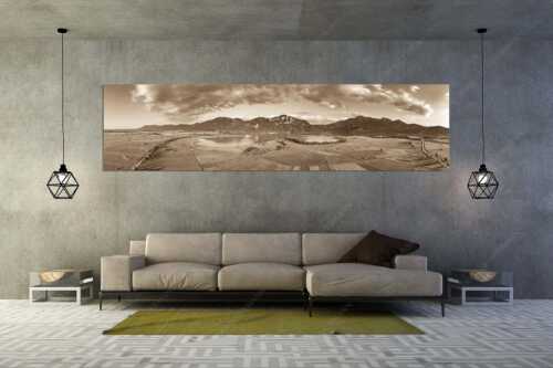 Blick über den Kochelsee zum Jochberg und Herzogstand - Überm Kochelsee - Größe ca. 320x80cm, Seitenverhältnis 4:1 - Jochberg und Herzogstand - weitere Infos unter https://www.kriner-weiermann.de