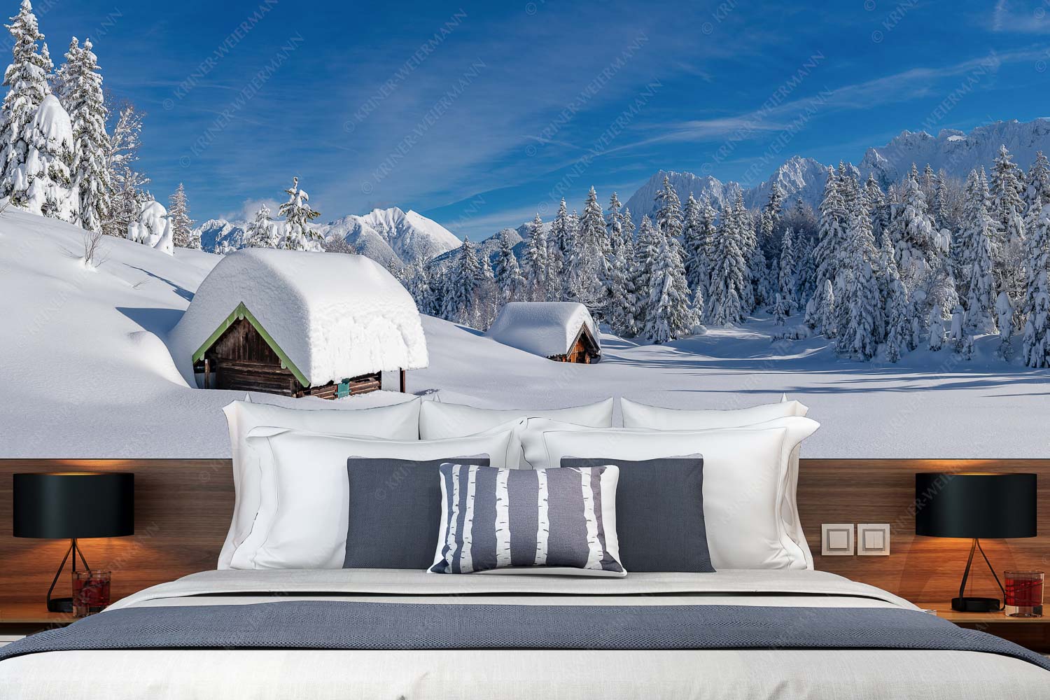 Unberührt – Größe ca. 350x140cm, Seitenverhältnis 2,5:1 — Winter im Karwendel Unberührte Winterlandschaft nach ergiebigen Neuschneefällen im Kranzberggebiet - Unberührt - Größe ca. 350x140cm, Seitenverhältnis 2,5:1 - Winter im Karwendel - weitere Infos unter https://www.kriner-weiermann.de