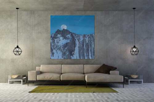 Der Vollmond wirkt riesig im Vergleich zu den beiden Menschen auf dem Gipfel - Verhältnis - Größe ca. 160x160cm, Seitenverhältnis 1:1 - Vollmond im Soierngebirge - weitere Infos unter https://www.kriner-weiermann.de