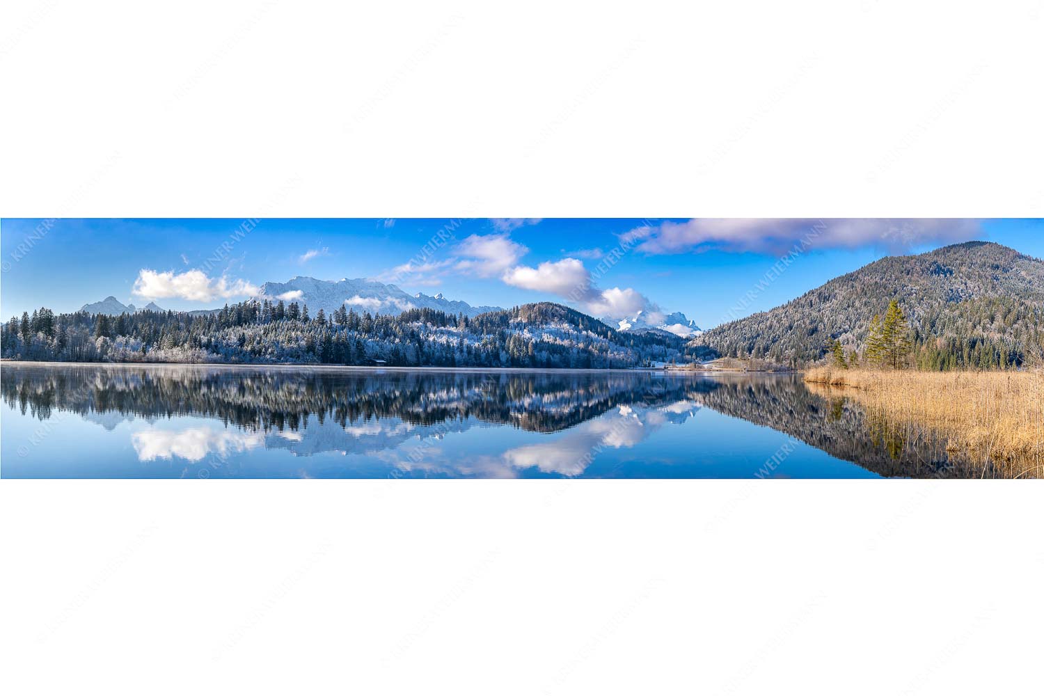 Versöhnlicher Morgen – Seitenverhältnis 4:1 — Barmsee Spiegelung mit Wetterstein Blick über den Barmsee mit Spiegelung der Landschaft im See zum Wettersteingebirge