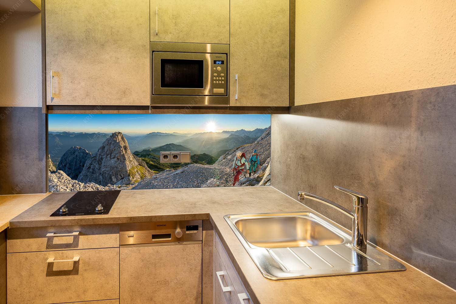 Via Ferrata VII – Größe ca. 150x60cm, Seitenverhältnis 2,5:1 — Bergsteiger Ferrata Alpspitze Unterwegs zur Alpspitze über die Ferrata im Wettersteingebirge - Via Ferrata VII - Größe ca. 150x60cm, Seitenverhältnis 2,5:1 - Bergsteiger Ferrata Alpspitze - weitere Infos unter https://www.kriner-weiermann.de