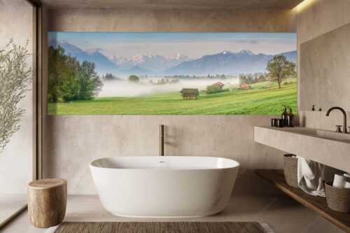 Eine sanfte Nebelstimmung verschleiert den Blick durch das Loisachtal zum Wettersteingebirge - Von draußen rein - Größe ca. 300x100cm, Seitenverhältnis 3:1 - Zugspitzblick von Murnau - weitere Infos unter https://www.kriner-weiermann.de