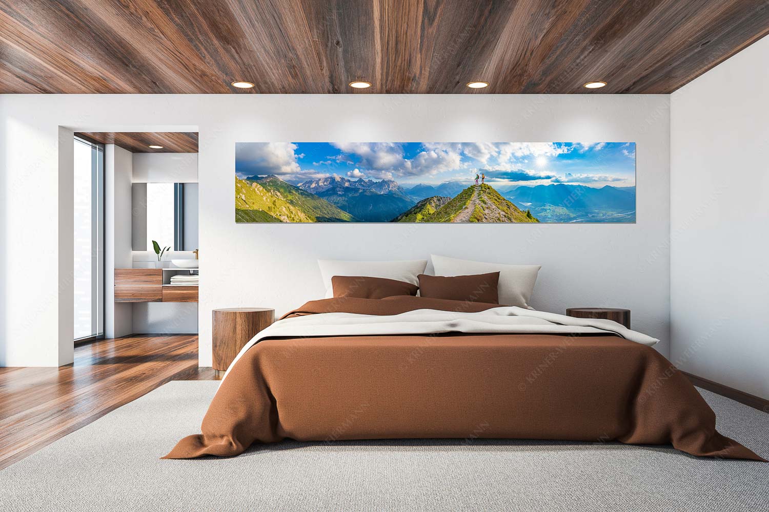 Weg ins Glück – Größe ca. 300x60cm, Seitenverhältnis 5:1 — Bergsteiger am Seinskopf im Soierngebirge Blick über Seinskopf und Oberes Isartal in den Sonnenuntergang und ins Karwendel - Weg ins Glück - Größe ca. 300x60cm, Seitenverhältnis 5:1 - Bergsteiger am Seinskopf im Soierngebirge - weitere Infos unter https://www.kriner-weiermann.de