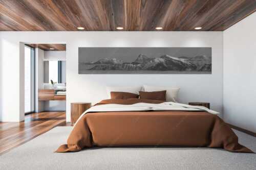 Blick vom Simetsberg über Karwendelvorberge zum Guffert und Wilden Kaiser - Weit nach Osten - Größe ca. 300x60cm, Seitenverhältnis 5:1 - Guffert und Wilder Kaiser - weitere Infos unter https://www.kriner-weiermann.de