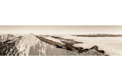 Blick über Krottenköpfe Simetsberg zur Benediktenwand und zum Sonnenuntergang an der Zugspitze - Weit übern Nebel - Seitenverhältnis 4:1 - Estergebirge Panorama mit Wetterstein - weitere Infos unter https://www.kriner-weiermann.de