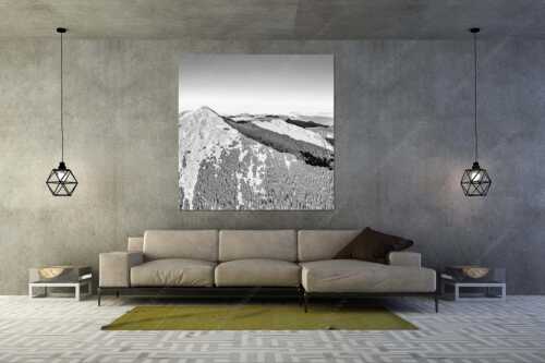 Blick über Krottenköpfe Simetsberg zur Benediktenwand und zum Sonnenuntergang an der Zugspitze - Weit übern Nebel - Größe ca. 160x160cm, Seitenverhältnis 1:1 - Estergebirge Panorama mit Wetterstein - weitere Infos unter https://www.kriner-weiermann.de