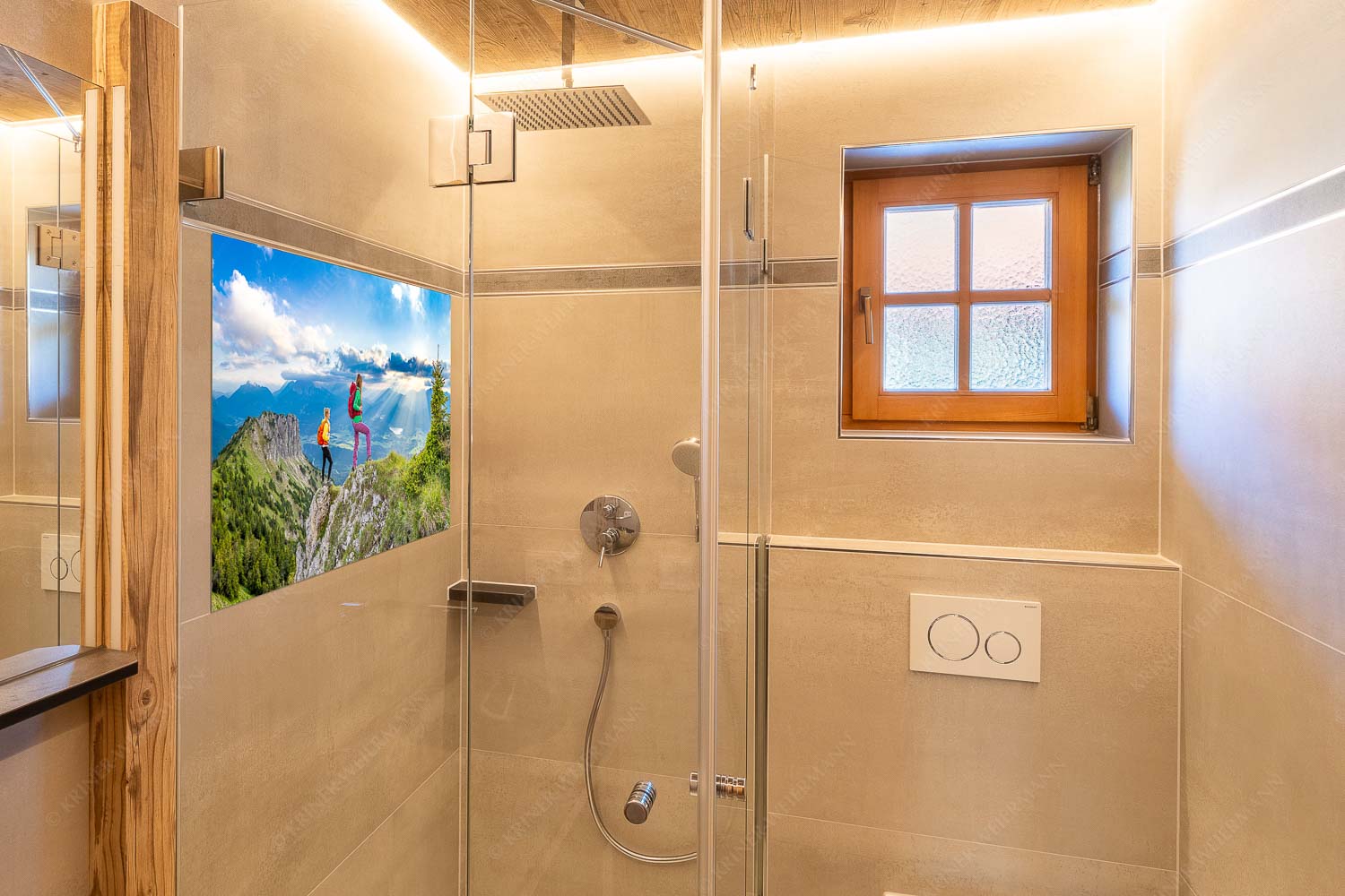 Weitsichtig – Größe ca. 120x80cm, Seitenverhältnis 3:2 — Bergwanderer am Seinskopf im Soiern Blick vom Seinskopf über Krün in den Sonnenuntergang - Weitsichtig - Größe ca. 120x80cm, Seitenverhältnis 3:2 - Bergwanderer am Seinskopf im Soiern - weitere Infos unter https://www.kriner-weiermann.de