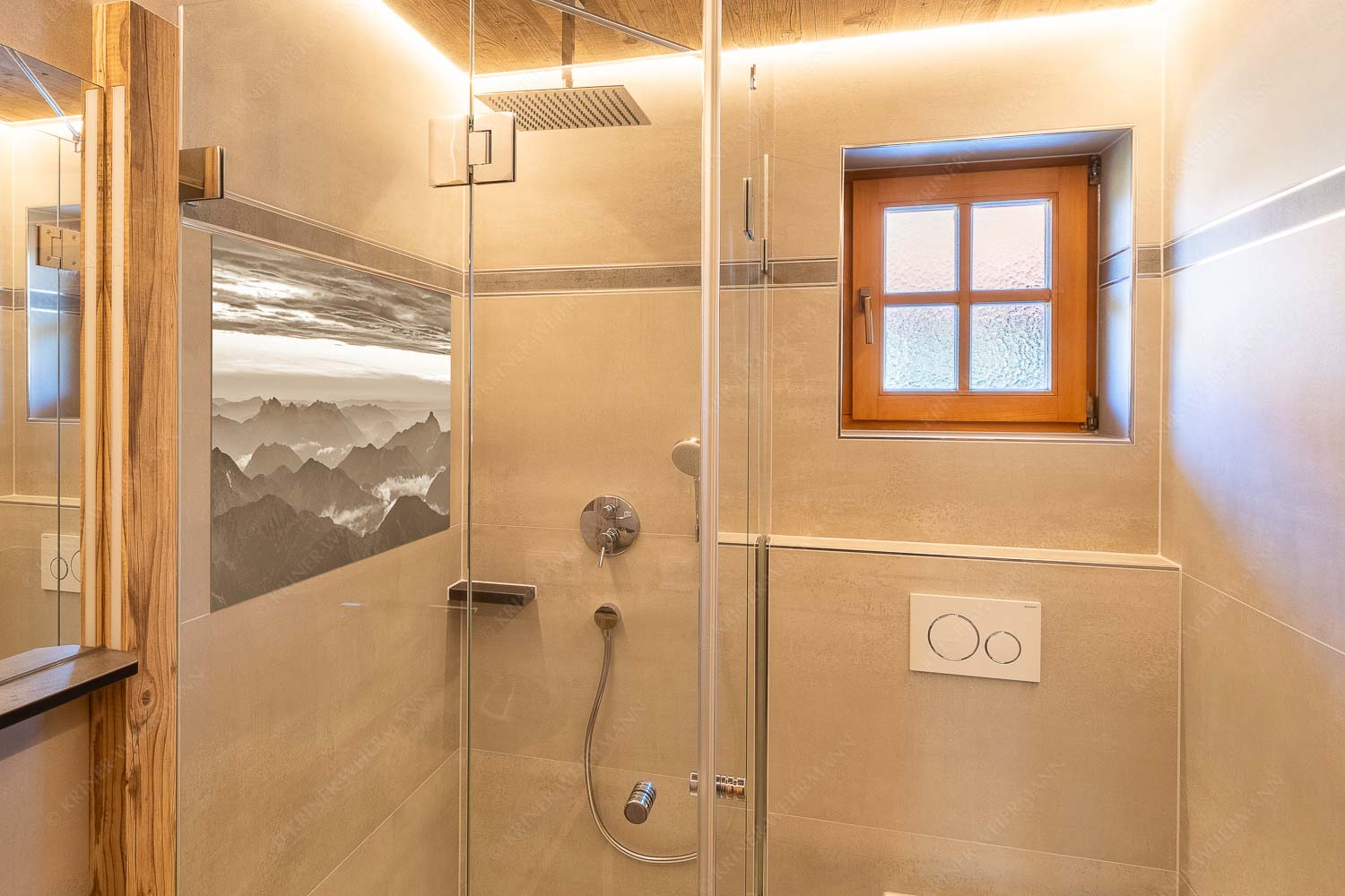 Wetterberuhigung – Größe ca. 120x80cm, Seitenverhältnis 3:2 — Zugspitze Abendstimmung Blick von der Zugspitze über Thannheimer Berge nach einem Gewitterregen - Wetterberuhigung - Größe ca. 120x80cm, Seitenverhältnis 3:2 - Zugspitze Abendstimmung - weitere Infos unter https://www.kriner-weiermann.de