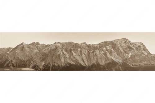 Blick auf Alpspitz, Waxenstein, Jubiläumsgrat und Zugspitze - Wetterstein Nord-West - Seitenverhältnis 4:1 - Alpspitze Jubiläumsgrat Zugspitze - weitere Infos unter https://www.kriner-weiermann.de