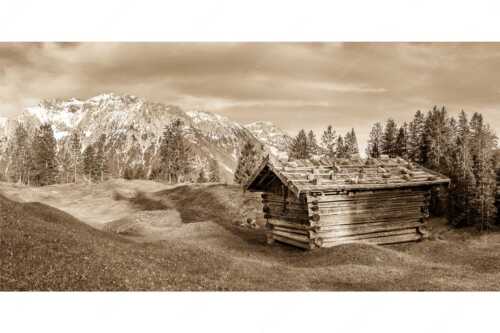 Traditioneller Stadel mit Blick zum Karwendel - Wiesmahtstadel - Seitenverhältnis 2:1 - Buckelwiese mit Karwendel - weitere Infos unter https://www.kriner-weiermann.de