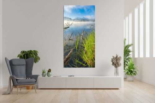 Blick über Barmsee zum Karwendelgebirge - Wildes Ufer - Größe ca. 90x180cm, Seitenverhältnis 1:2 - Nebel am Barmsee mit Karwendel - weitere Infos unter https://www.kriner-weiermann.de