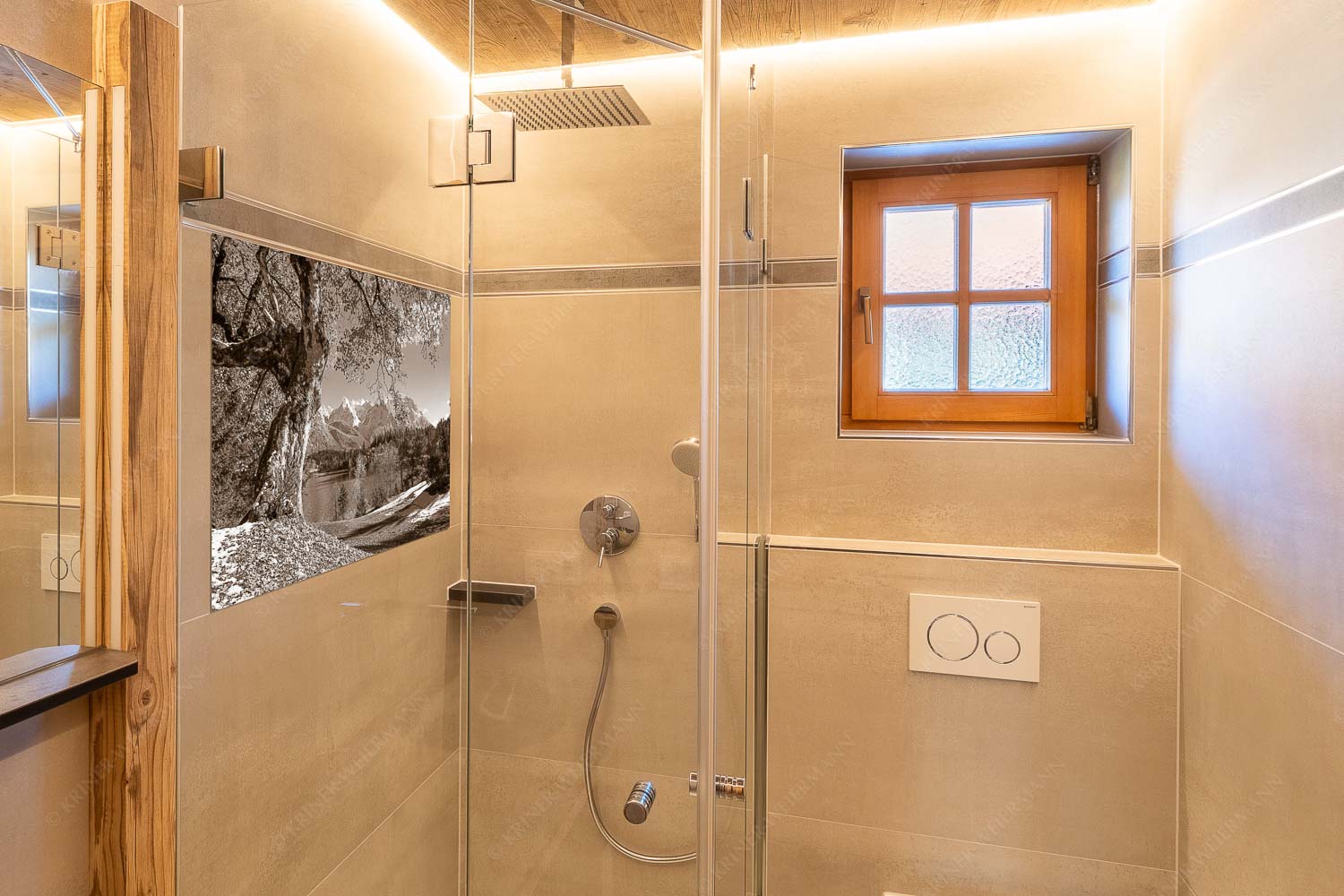 Zeitzeuge – Größe ca. 120x80cm, Seitenverhältnis 3:2 — Ahorn am Barmsee Alter Ahornbaum bei den Liegewiesen vom Barmsee, den Karwendel im Blick - Zeitzeuge - Größe ca. 120x80cm, Seitenverhältnis 3:2 - Ahorn am Barmsee - weitere Infos unter https://www.kriner-weiermann.de