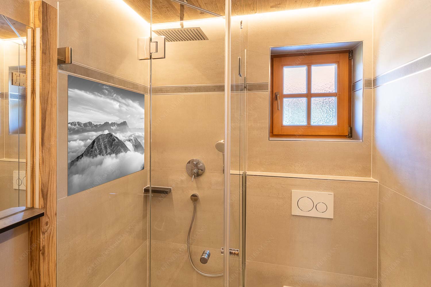 Blick vom Estergebirge ins Wettersteingebirge mit Zugspitze - Zufriedenheit - Größe ca. 120x80cm, Seitenverhältnis 3:2 - Wetterstein Panorama - weitere Infos unter https://www.kriner-weiermann.de