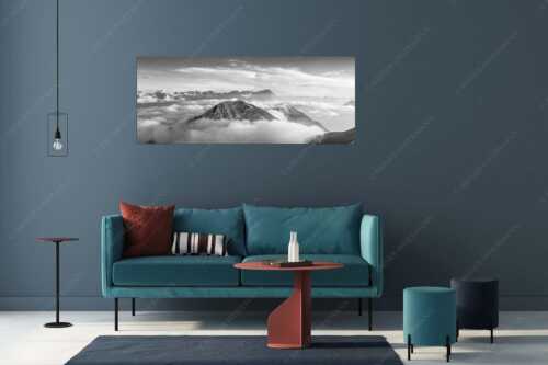 Blick vom Estergebirge ins Wettersteingebirge mit Zugspitze - Zufriedenheit - Größe ca. 175x70cm, Seitenverhältnis 2,5:1 - Wetterstein Panorama - weitere Infos unter https://www.kriner-weiermann.de