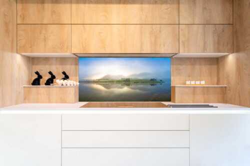 Einzigartige Morgenstimmung mit Licht und Nebel am Schmalensee bei Sonnenaufgang - Zwielicht - Größe ca. 120x60cm, Seitenverhältnis 2:1 - Schmalensee mit Soierngebirge - weitere Infos unter https://www.kriner-weiermann.de
