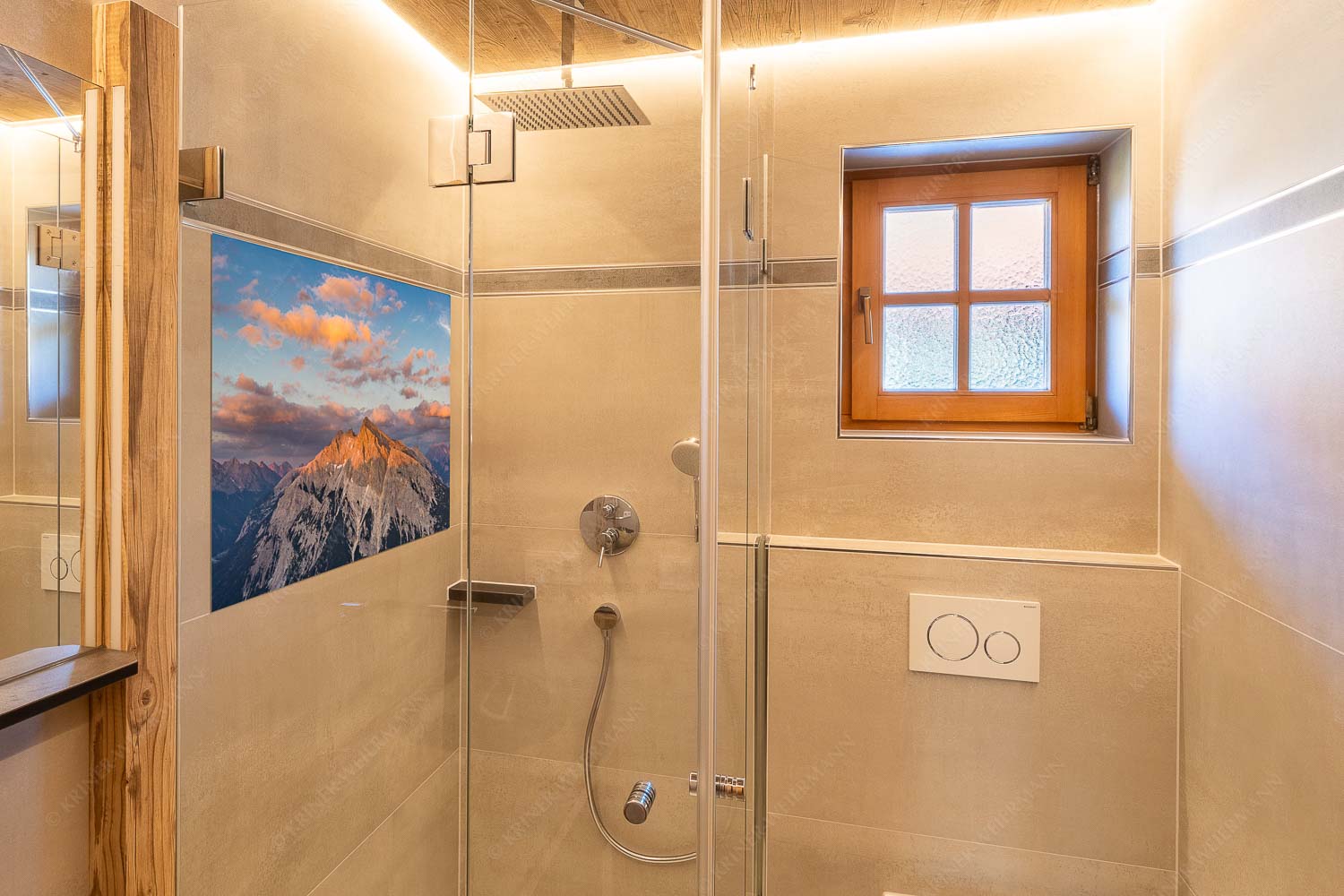 Zwischen den Tälern – Größe ca. 120x80cm, Seitenverhältnis 3 — Pleisenspitze im Karwendel Blick über das Karwendeltal zur Pleisenspitze im Karwendelgebirge - Zwischen den Tälern - Größe ca. 120x80cm, Seitenverhältnis 3 - Pleisenspitze im Karwendel - weitere Infos unter https://www.kriner-weiermann.de