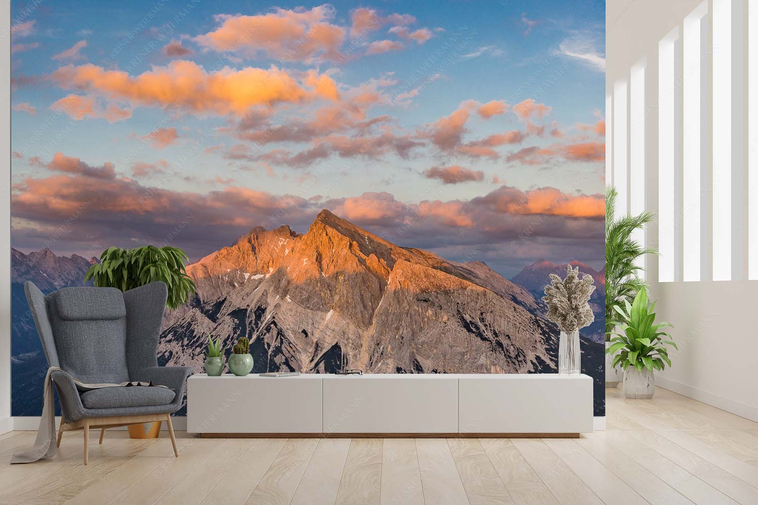 Zwischen den Tälern – Größe ca. 300x200cm, Seitenverhältnis 3:2 — Pleisenspitze im Karwendel Blick über das Karwendeltal zur Pleisenspitze im Karwendelgebirge - Zwischen den Tälern - Größe ca. 300x200cm, Seitenverhältnis 3:2 - Pleisenspitze im Karwendel - weitere Infos unter https://www.kriner-weiermann.de