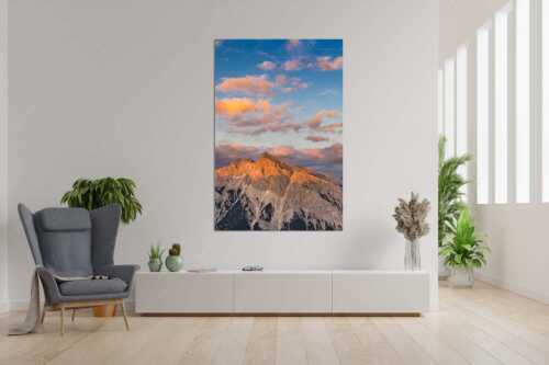 Blick über das Karwendeltal zur Pleisenspitze im Karwendelgebirge - Zwischen den Tälern - Größe ca. 120x180cm, Seitenverhältnis 2:3 - Pleisenspitze im Karwendel - weitere Infos unter https://www.kriner-weiermann.de