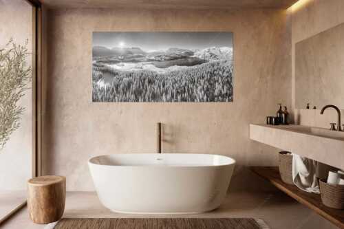 Blick über den Barmsee zum Karwendel- und Wettersteingebirge - Alles weiß am Barmsee - Größe ca. 180x90cm, Seitenverhältnis 2:1 - Winter am Barmsee - weitere Infos unter https://www.kriner-weiermann.de