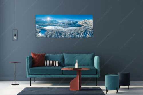 Blick über den Barmsee zum Karwendel- und Wettersteingebirge - Alles weiß am Barmsee - Größe ca. 175x70cm, Seitenverhältnis 2,5:1 - Winter am Barmsee - weitere Infos unter https://www.kriner-weiermann.de