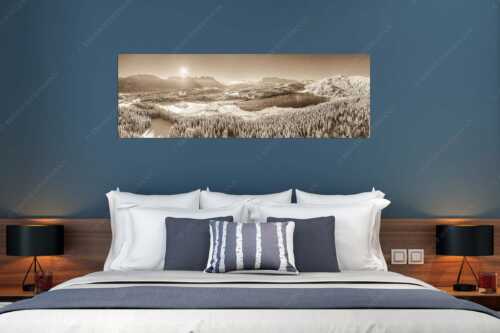 Blick über den Barmsee zum Karwendel- und Wettersteingebirge - Alles weiß am Barmsee - Größe ca. 180x60cm, Seitenverhältnis 3:1 - Winter am Barmsee - weitere Infos unter https://www.kriner-weiermann.de