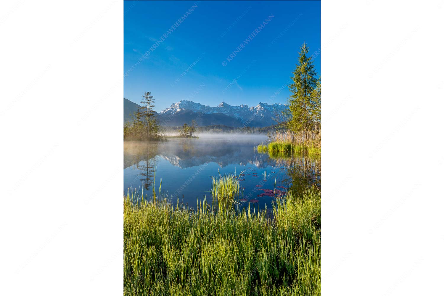Sonnenaufgang am Barmsee mit Blick zum Karwendelgebirge