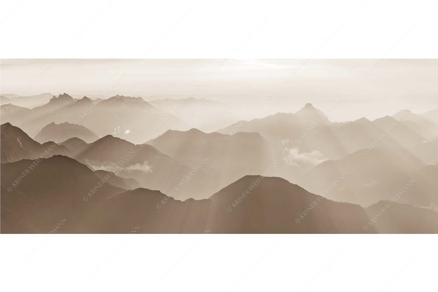 Atemlos – Seitenverhältnis 2,5:1 — Zugspitze Sonnenuntergang Mittsommerlicher Sonnenuntergang von der Zugspitze