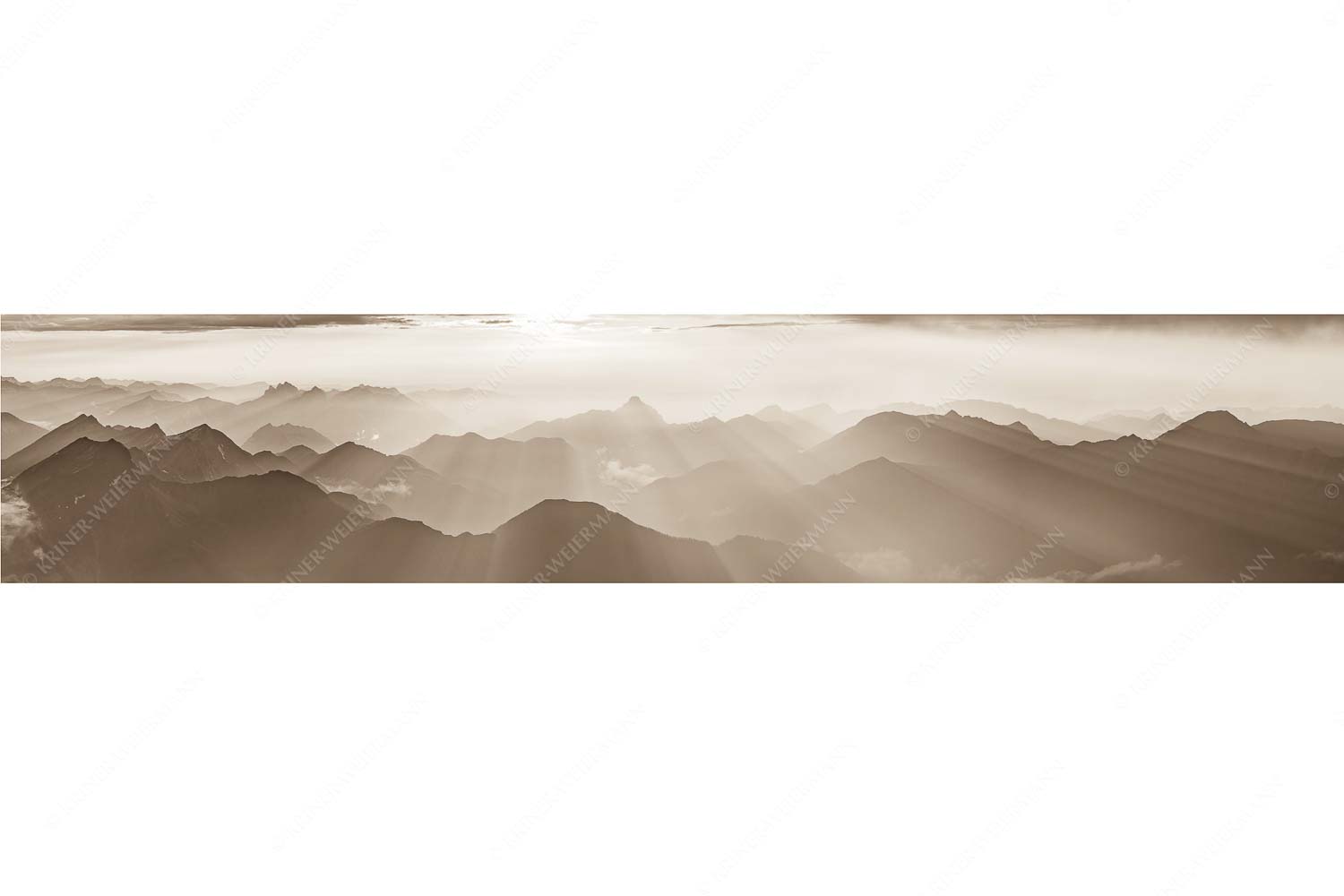 Atemlos – Seitenverhältnis 5:1 — Zugspitze Sonnenuntergang Mittsommerlicher Sonnenuntergang von der Zugspitze
