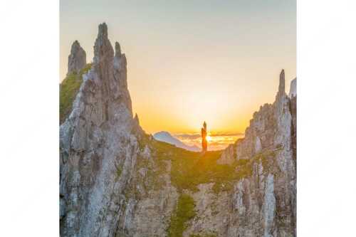 Sonnenaufgang im Halleranger im Karwendelgebirge - Auf der Spitz - Seitenverhältnis 1:1 - Klettern Halleranger im Karwendel - weitere Infos unter https://www.kriner-weiermann.de