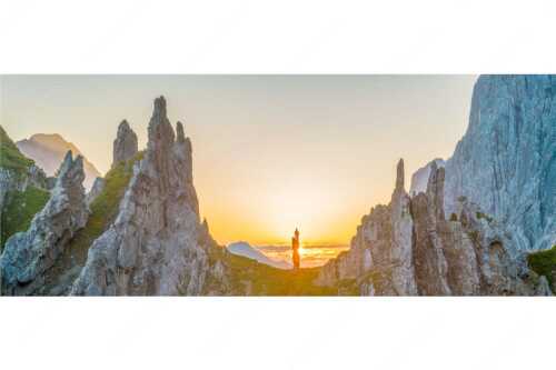 Sonnenaufgang im Halleranger im Karwendelgebirge - Auf der Spitz - Seitenverhältnis 2,5:1 - Klettern Halleranger im Karwendel - weitere Infos unter https://www.kriner-weiermann.de