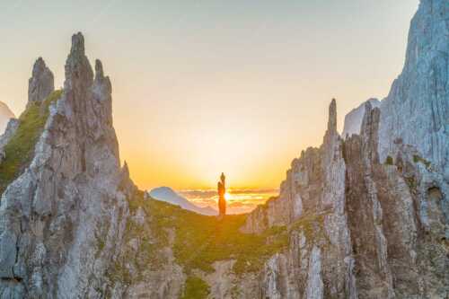 Sonnenaufgang im Halleranger im Karwendelgebirge - Auf der Spitz - Seitenverhältnis 3:2 - Klettern Halleranger im Karwendel - weitere Infos unter https://www.kriner-weiermann.de