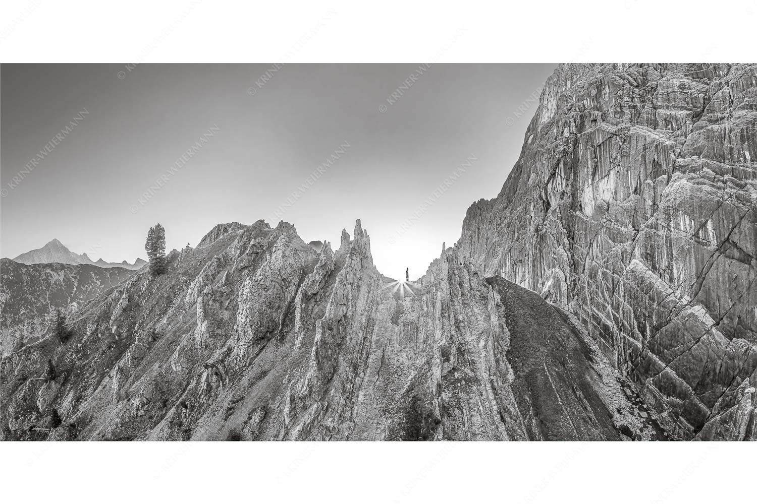 Auf die Spitze getrieben – Seitenverhältnis 2:1 — Lafatscher Nordwand Karwendel Sonnenaufgang im Halleranger im Karwendelgebirge